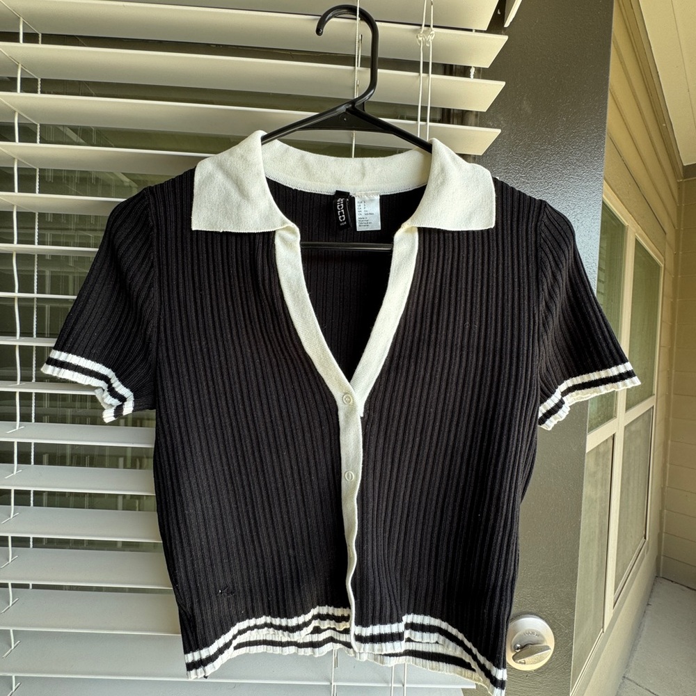 Black and White Ribbed Button-Up Cardigan